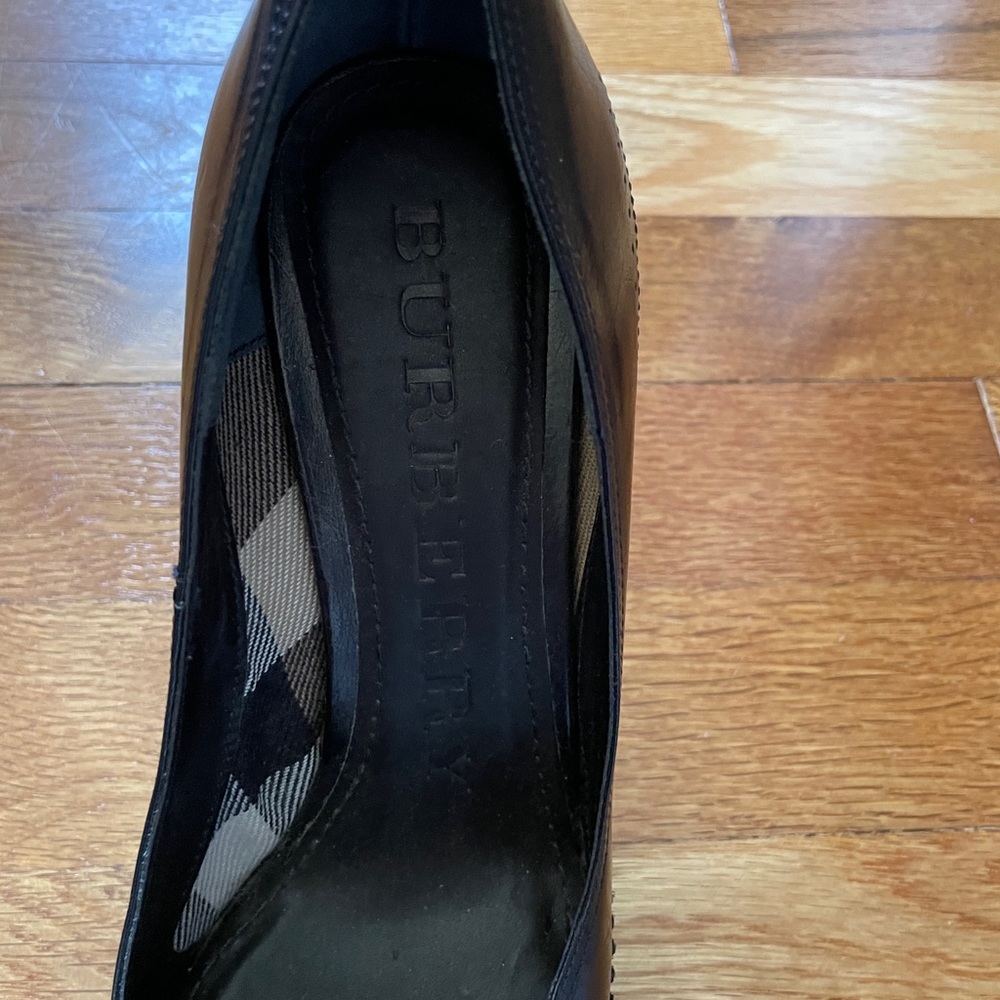 Burberry Black Leather Platform Pumps perfect Condition! - Picture 7 of 9